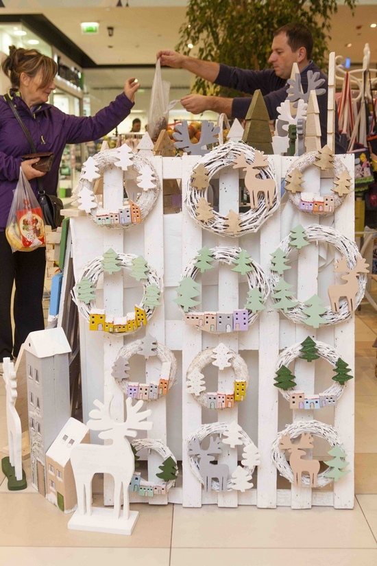 Prigodni ukrasi u Point shopping centru