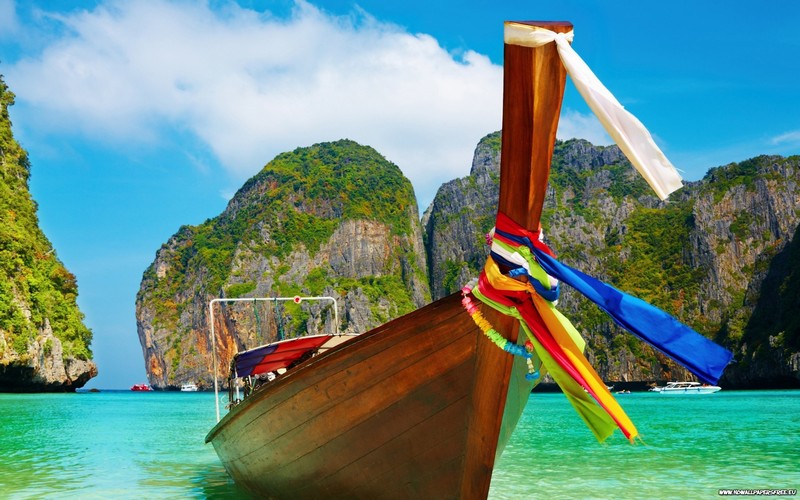 summer paradise boats vacation 2560x1600 wallpaper