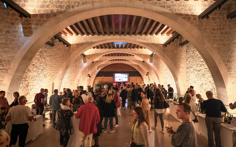 hvarska degustacija vina 15.10 8 kušanje u Arsenalu