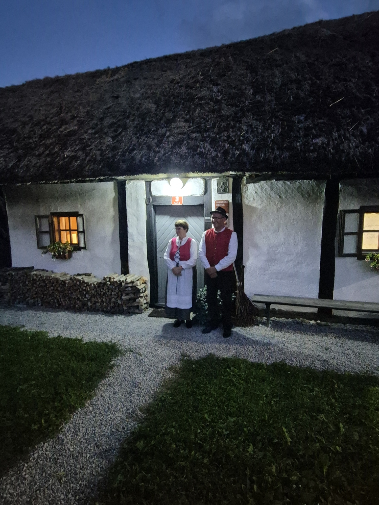 20250915 193855 resized