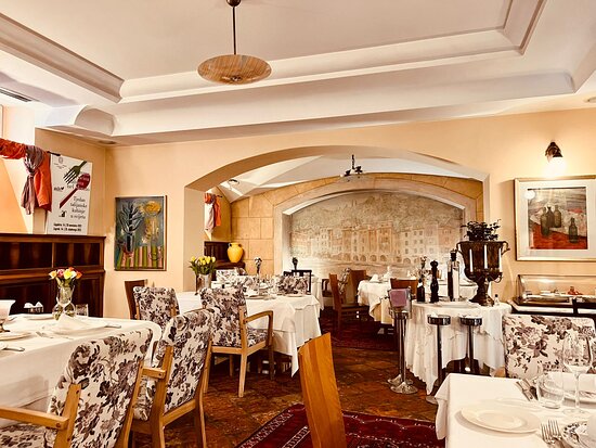 portofino dinning room
