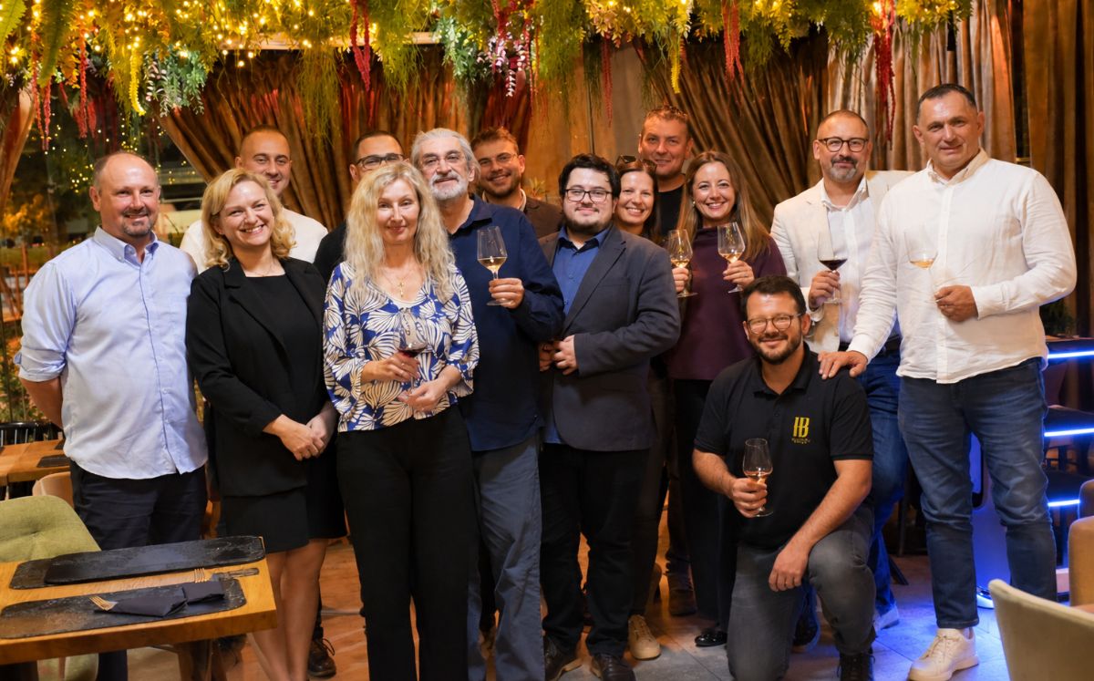 12 Vino uz pizzu Mrs. Fogg sudionici i organizatori