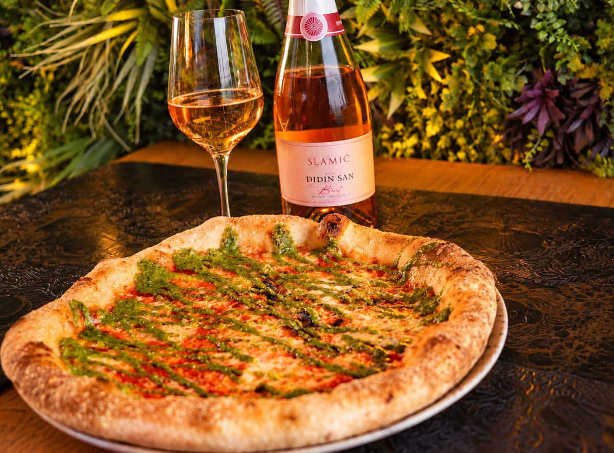 5 Pizza Margherita i pjenušac Slamić Didin san