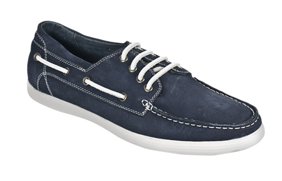 muske brodarice  sada 17450 kn prije 34900 kn cr