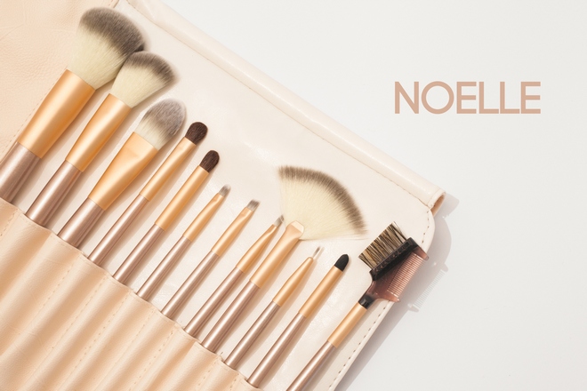 NOELLE make up set 1