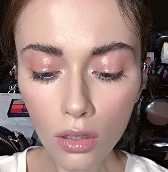 glowing eyelids 1