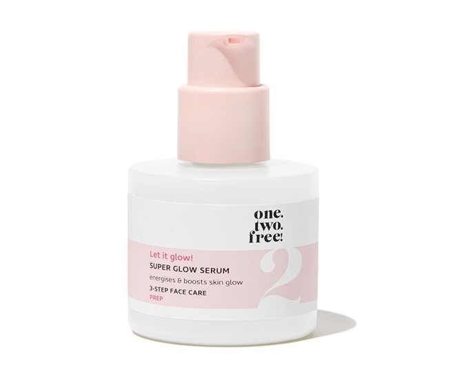 one.two.free Super Glow Serum 30 ml serum za njegu lica 169 kn cr