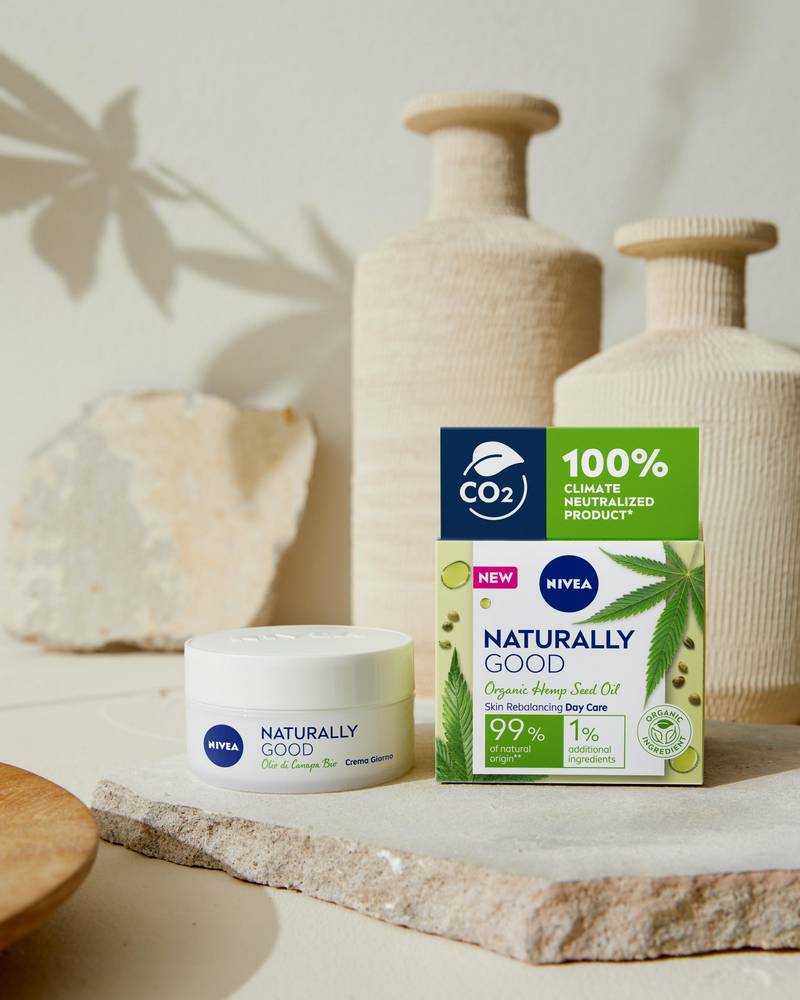 NIVEA Naturally Good dnevna krema za lice4
