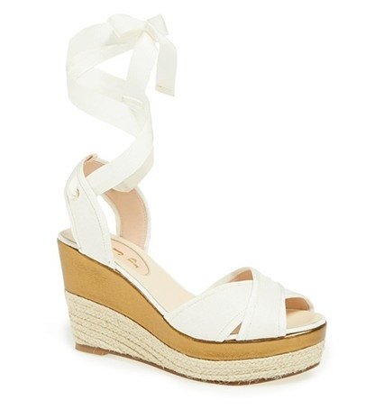 sjp-sarah-jessica-parker-shoe-collection-photos13 cr