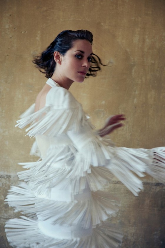 marion-cotillard-by-ryan-mcginley-for-porter-magazine-11-winter-2015-6-561x840