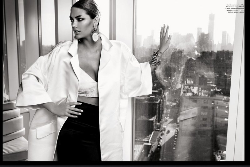 Kate-Upton-Vogue-MAGAZINE-kate-upton-35162908-2400-1600