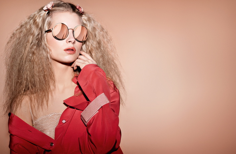 02 Spring Summer 2017 eyewear ad campaign Pictures by Karl Lagerfeld LD