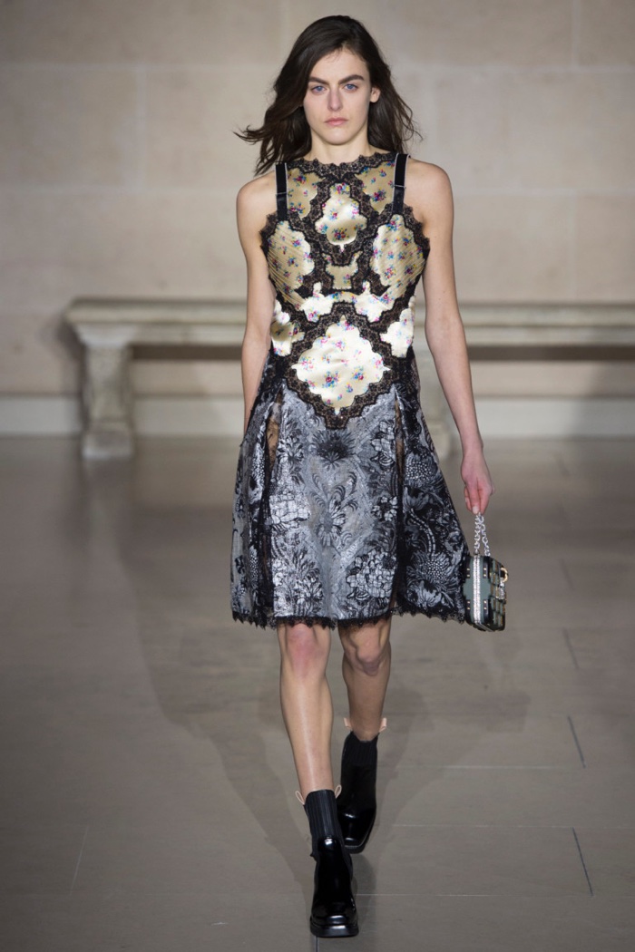 Louis Vuitton Fall Winter 2017 Runway01