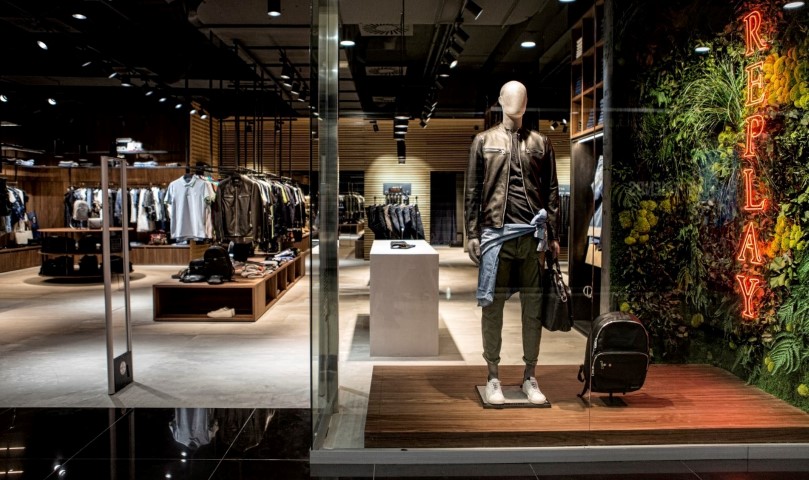 01 Replay store Joker Centar Marina Fernandez