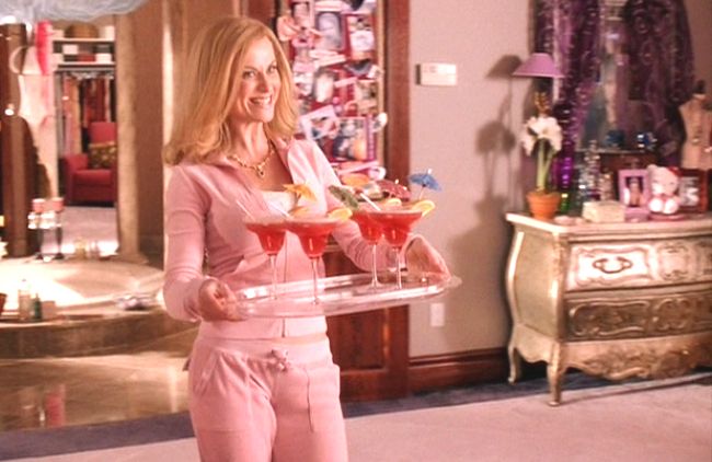 amy in mean girls amy poehler 7197257 640 480 2