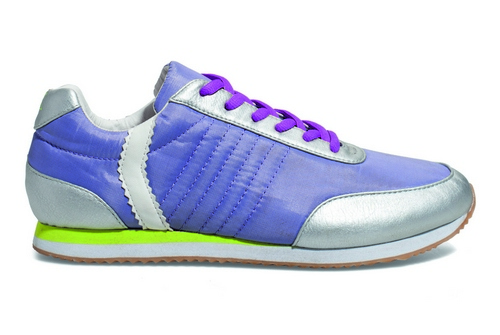NEW YORKER 17 707 purple cr