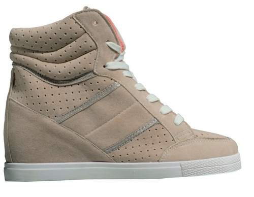 NEW YORKER 17 859 beige cr