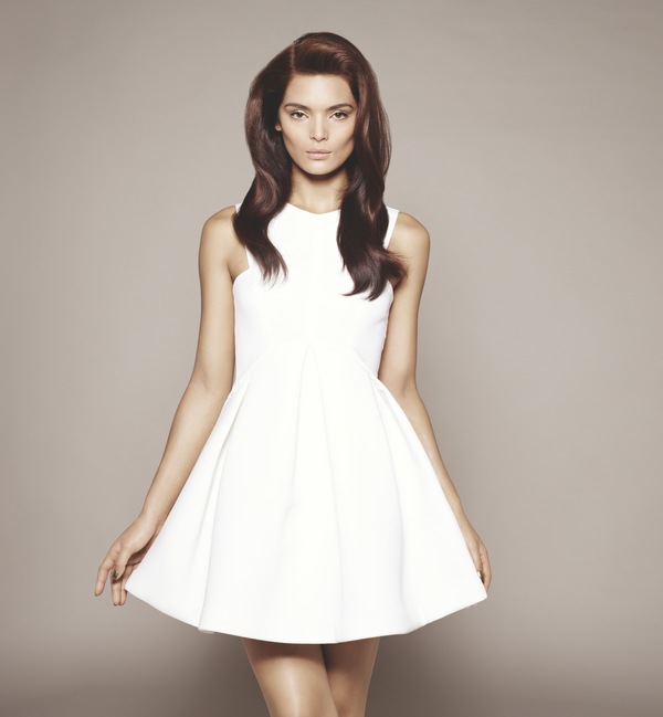 EL 1 2014 White Hot Salon long Asian Lucy 033 cr