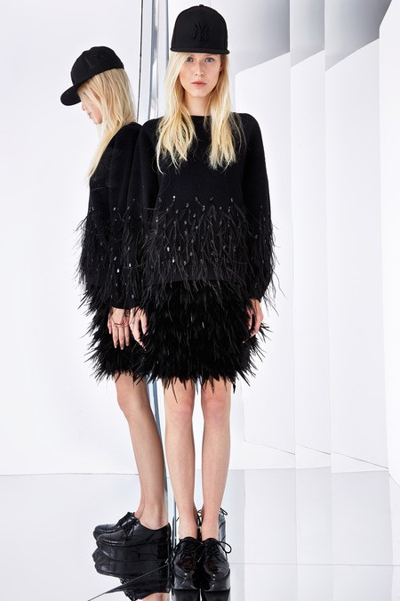 DKNY61