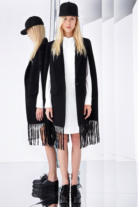 DKNY72
