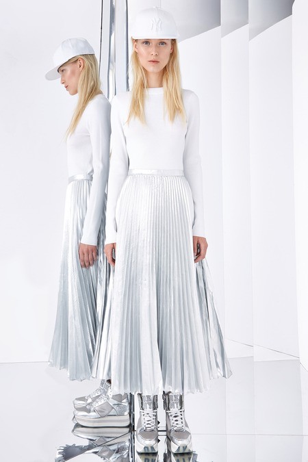 DKNY78