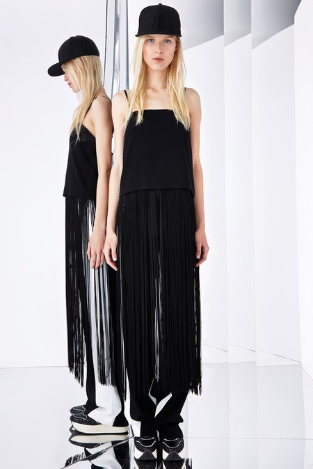 DKNY81