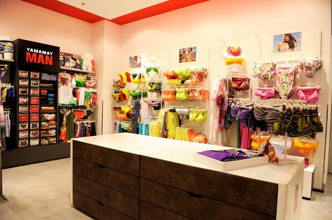 Yamamay store image 2