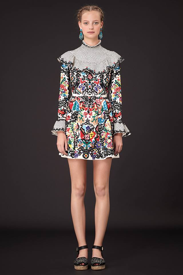 640x960xValentino-Resort-2015-18.jpg.pagespeed.ic.ZtoBemdf2F