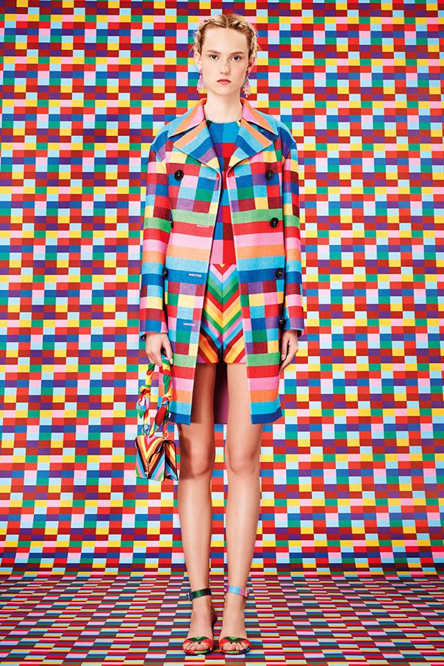 640x960xValentino-Resort-2015-39.jpg.pagespeed.ic.jNg684zOrS