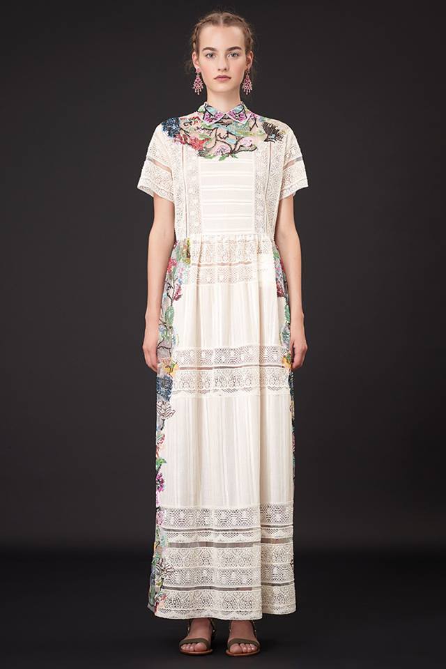 640x960xValentino-Resort-2015-4.jpg.pagespeed.ic.IGMCNPAhZV