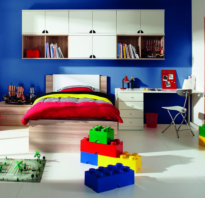 Lesnina Soba Mali Princ Jesen 03 1 cr