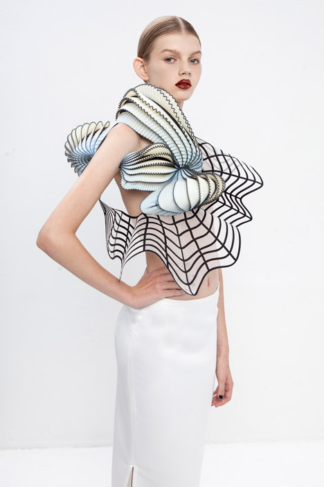 Hard-Copy-by-Noa-Raviv 4