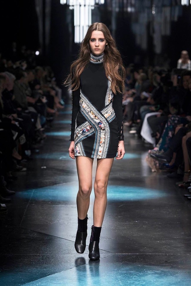 roberto-cavalli-2015-fall-winter-runway27