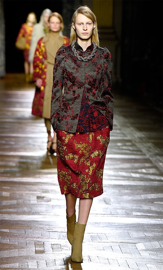 dries-van-noten-fall-winter-2015-runway02