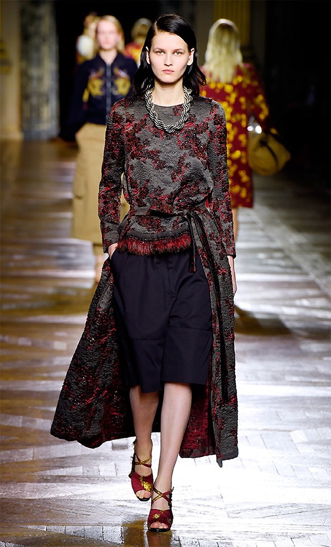 dries-van-noten-fall-winter-2015-runway07