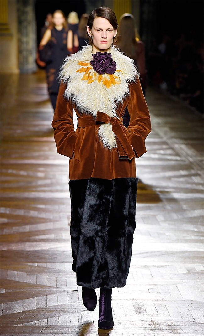 dries-van-noten-fall-winter-2015-runway25