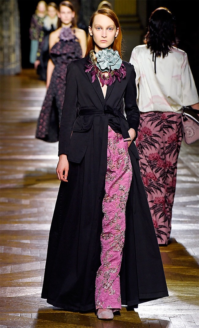 dries-van-noten-fall-winter-2015-runway55