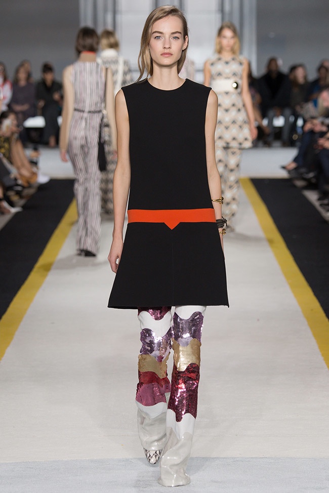 giambattista-valli-fall-winter-2015-runway14
