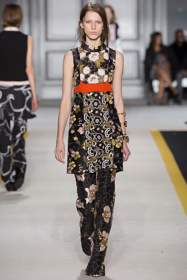 giambattista-valli-fall-winter-2015-runway35