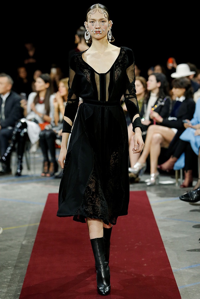 givenchy-fall-winter-2015-runway17