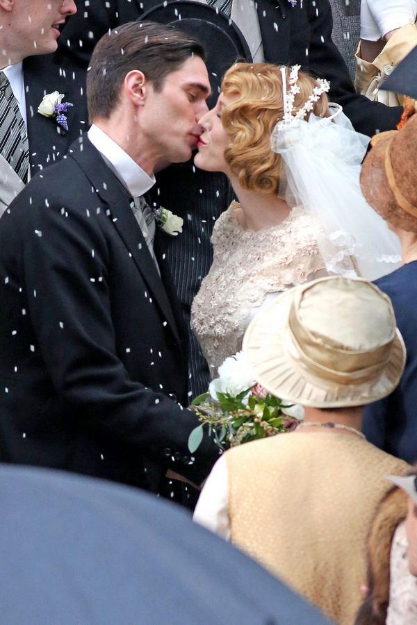 blake-lively-on-the-set-of-age-of-adaline-in-vancouver 1