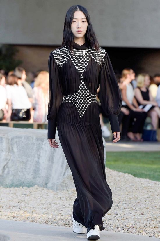 Louis-Vuitton-Resort-2016-8