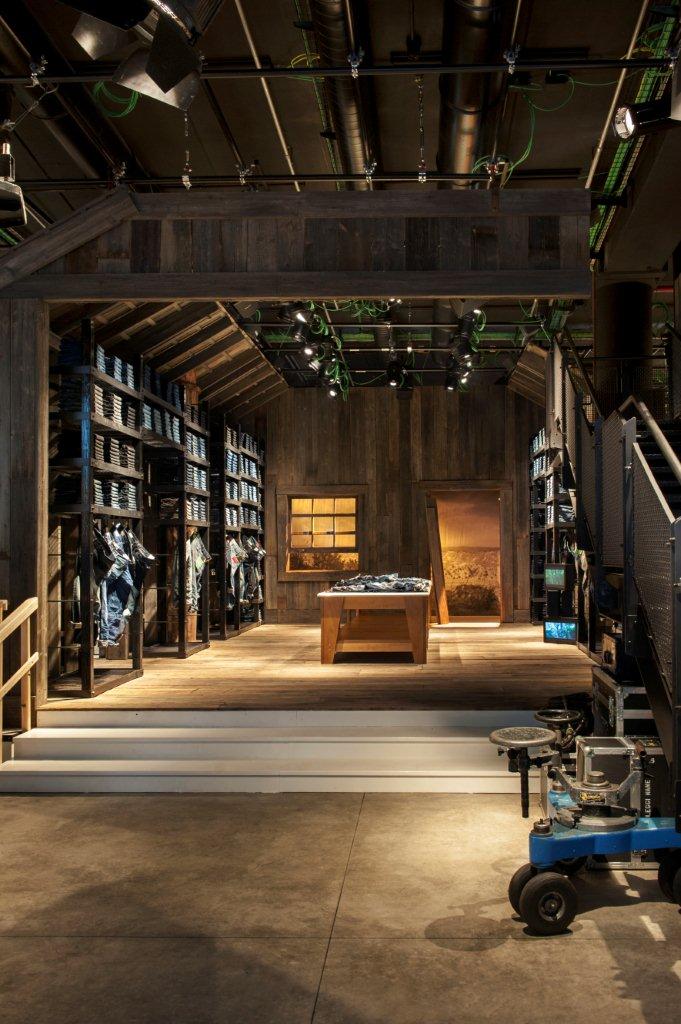 REPLAY The Stage store