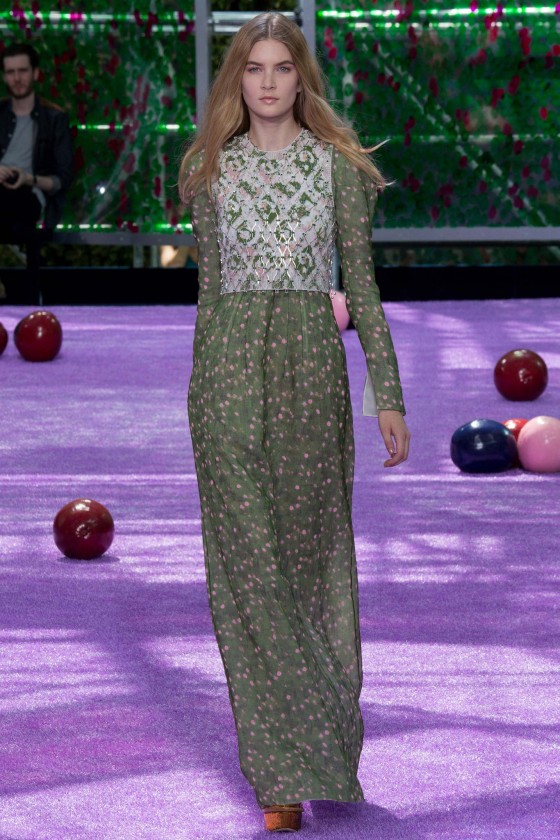 DIOR0661-560x840