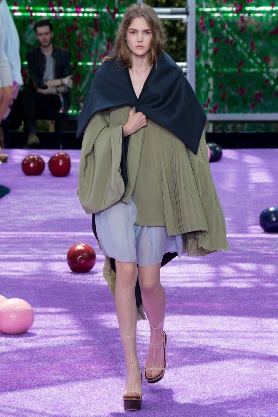 DIOR0853-560x840
