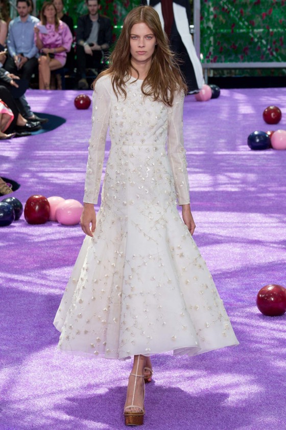 DIOR0931-560x840