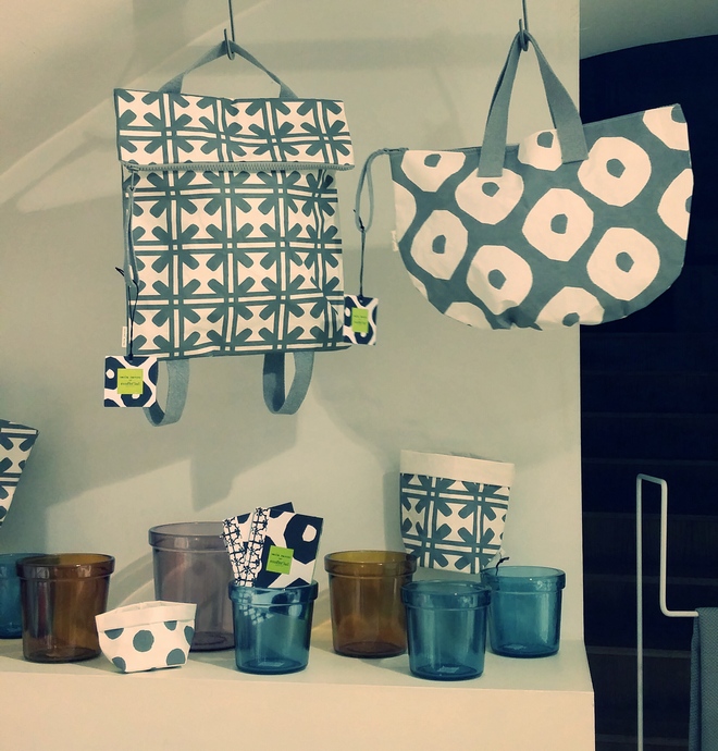 PAPIRNATE TORBE I POSUDE BY PAOLA NAVONE ZA ESSENTIAL