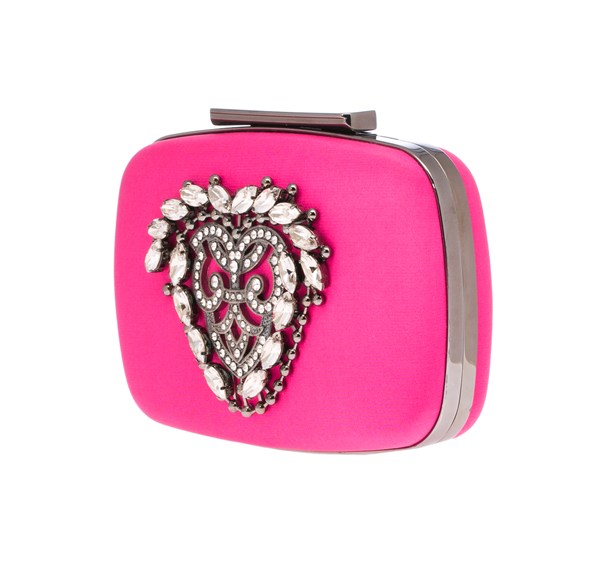 KANA PINK-manolo-blahnik-vogue-24july15-pr  592x888 cr
