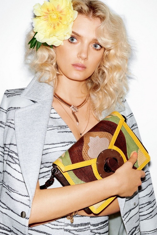 Lily-Donaldson-Vogue-Japan-January-2016-Editorial02