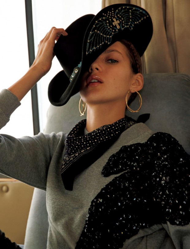 valery-kaufman-by-camilla-akrans-for-vogue-japan-march-2016-2-620x812